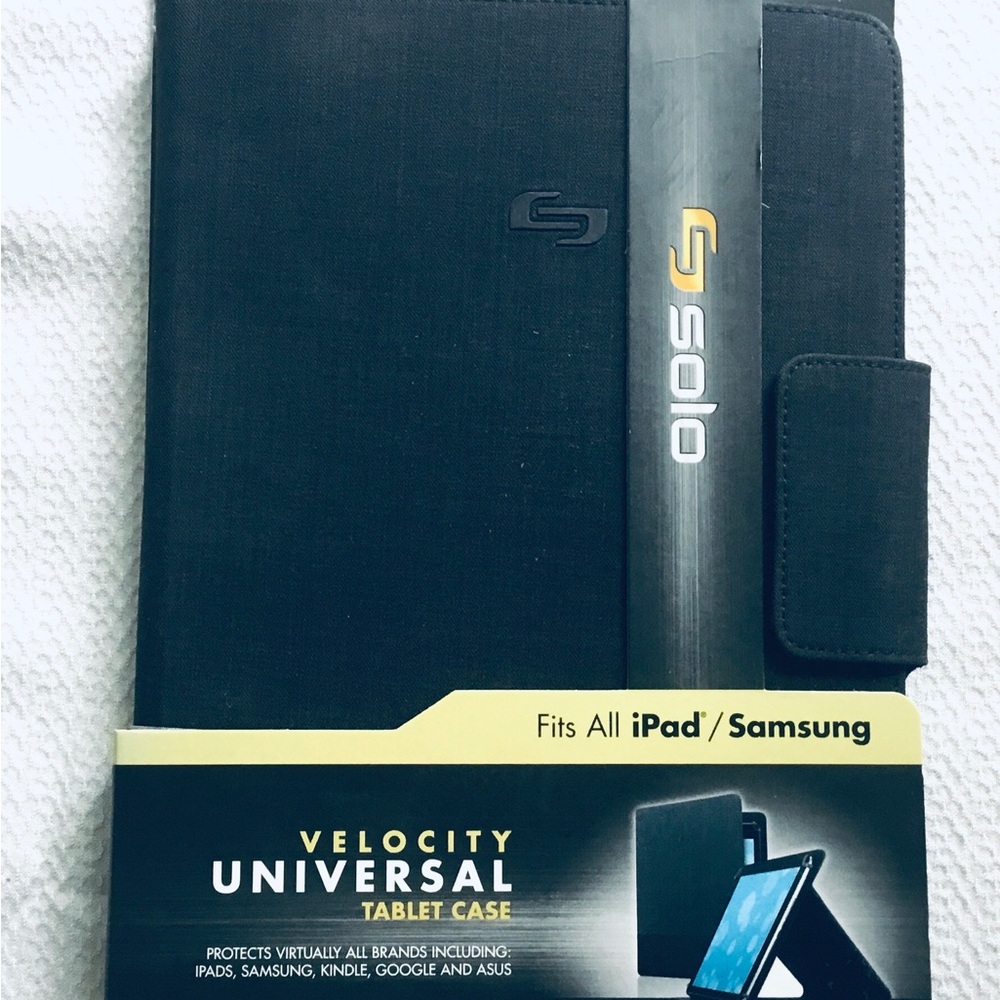 Solo New York Universal Tablet Case for 8.5" Inch to 11" Inch Tablets